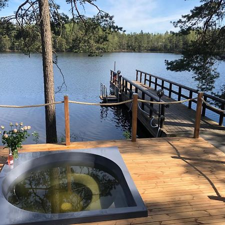 Hotelli Lepolampi Espoo Exterior foto